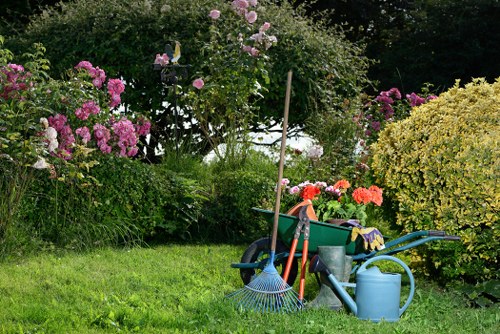 Gardeners Orpington working in a well-kept front garden